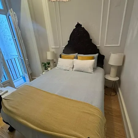 شقة Apartamento Com Duas No Chiado *